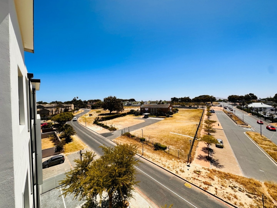 2 Bedroom Property for Sale in Flamingo Vlei Western Cape